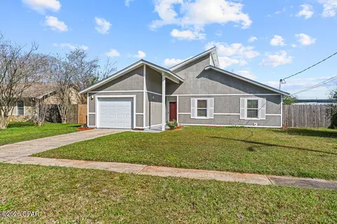 602 Sparrow St, Lynn Haven, FL 32444