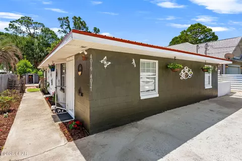 4017 Silver Sands Rd, Panama City, FL 32408