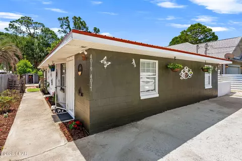 4017 Silver Sands Rd, Panama City, FL 32408