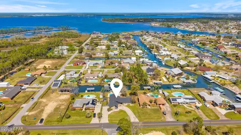 1006 Goose Bayou Rd, Lynn Haven, FL 32444