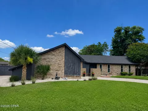 1006 Goose Bayou Rd, Lynn Haven, FL 32444