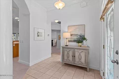 Entry Way - 5192 Pine Ridge Dr, Chipley, FL 32428 photo 3 of 4