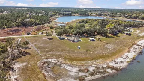 View/Area - 5192 Pine Ridge Dr, Chipley, FL 32428 photo 6 of 9