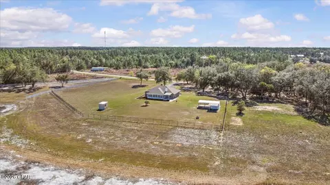 View/Area - 5192 Pine Ridge Dr, Chipley, FL 32428 photo 8 of 9
