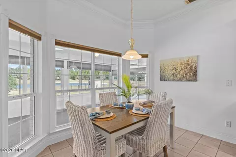 Dining - 5192 Pine Ridge Dr, Chipley, FL 32428 photo 3 of 4