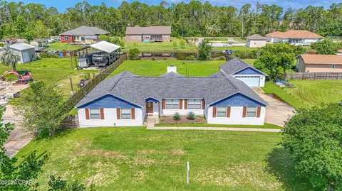 4339 Pine Tree Ln, Lynn Haven, FL 32444
