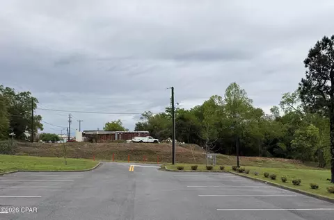 4403 Jackson St, Marianna, FL 32448