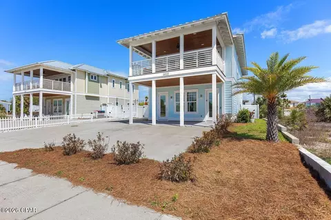 5522 Thomas Dr, Panama City, FL 32408