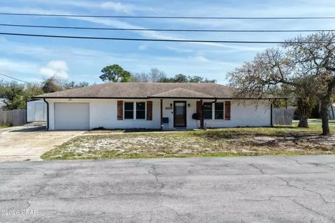 300 Prudence Ln, Panama City Beach, FL 32408