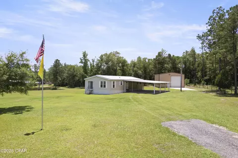 2089 Condry Ln, Caryville, FL 32427