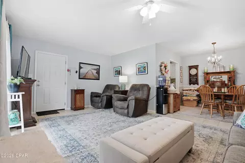 2100 W Beach Dr #D101, Panama City, FL 32401