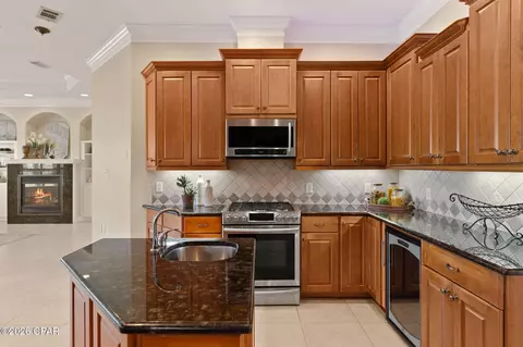 Kitchen - 337 Indigo Loop, Miramar Beach, FL 32550 photo 5 of 8