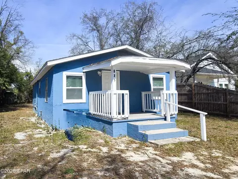 825 E 11th Ct, Panama City, FL 32401