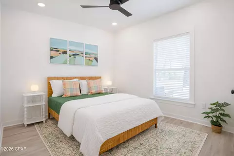 Bedroom - 2013 Baldwin St, Chipley, FL 32428 photo 3 of 6