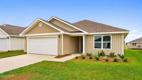 7099 Merlyn Dethlefsen Rd, Panama City, FL 32404