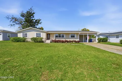805 Skyland Ave, Panama City, FL 32401