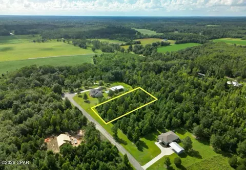 7 Shepp Dr, Chipley, FL 32428 photo 5