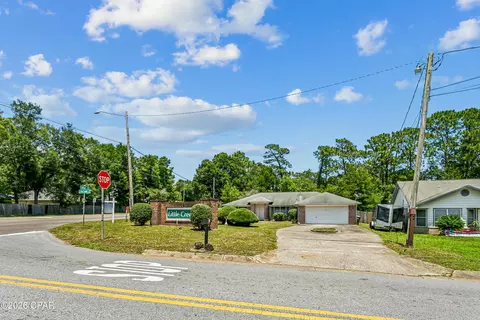 11134 Little Creek Ln, Pensacola, FL 32506