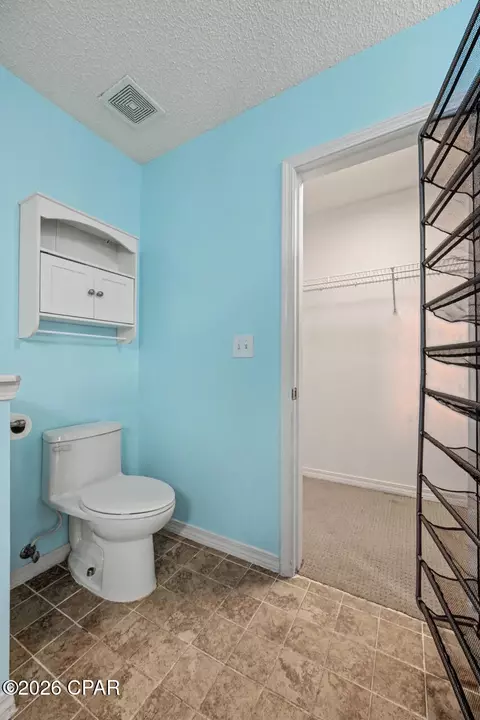 Bath - 528 Hyde Park Dr, Crestview, FL 32539 photo 4 of 5