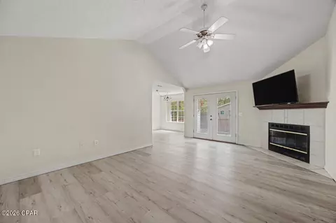 Living - 528 Hyde Park Dr, Crestview, FL 32539 photo 1 of 5