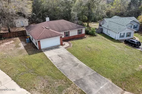 View/Area - 528 Hyde Park Dr, Crestview, FL 32539 photo 1 of 5