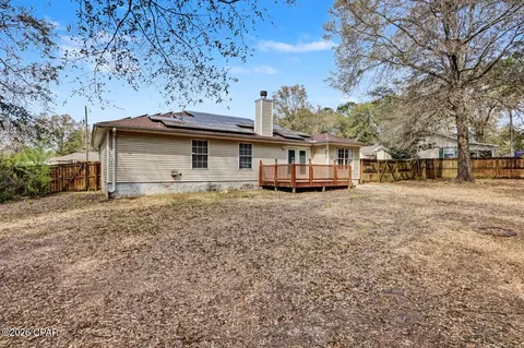 Exterior - 528 Hyde Park Dr, Crestview, FL 32539 photo 2 of 5