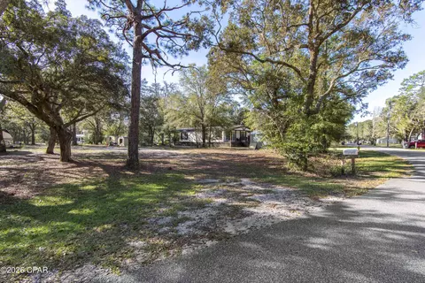 211 Carol Dr, Freeport, FL 32439 photo 11