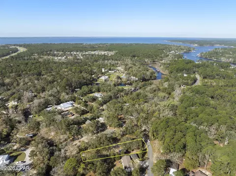 211 Carol Dr, Freeport, FL 32439 photo 3