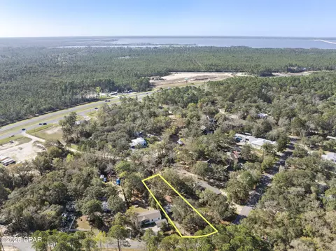 211 Carol Dr, Freeport, FL 32439 photo 5