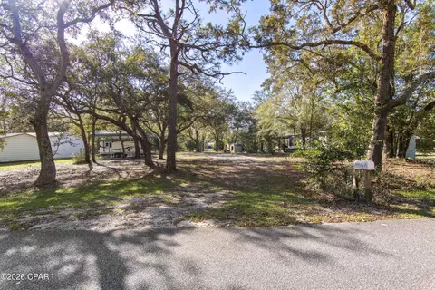 211 Carol Dr, Freeport, FL 32439 photo 10