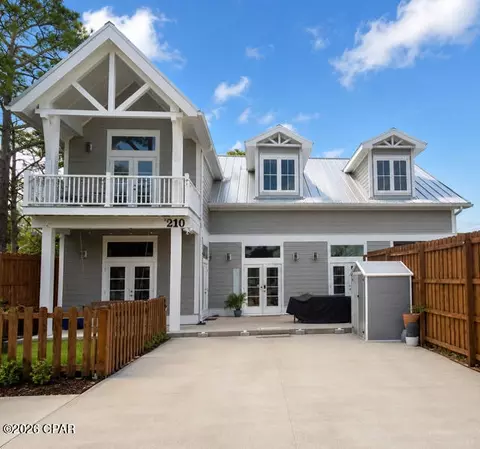 210 Twin Lakes Dr, Panama City Beach, FL 32413