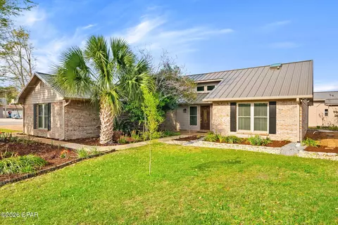 416 Illinois Ave, Lynn Haven, FL 32444