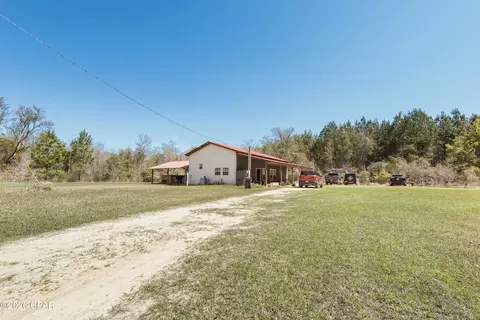 2048 Brotherhood Memorial Ln, Bonifay, FL 32425