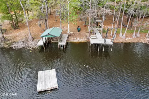 2730 Mosquito Rd, Chipley, FL 32428