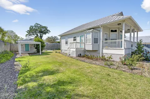 408 Wisteria St, Panama City Beach, FL 32407