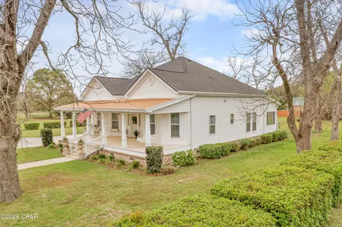 5349 10th St, Malone, FL 32445