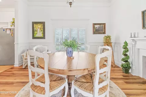 Dining - 5349 10th St, Malone, FL 32445 photo 2 of 2