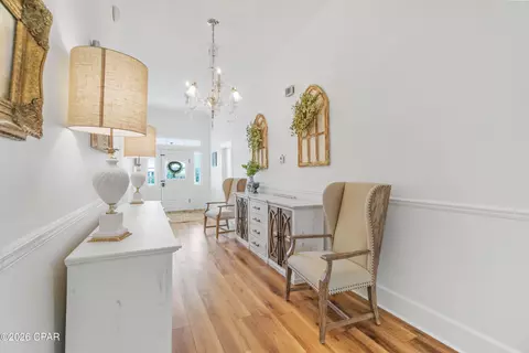 Entry Way - 5349 10th St, Malone, FL 32445 photo 2 of 4