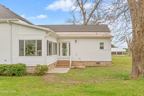Exterior - 5349 10th St, Malone, FL 32445 photo 4 of 9