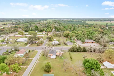 View/Area - 5349 10th St, Malone, FL 32445 photo 4 of 11