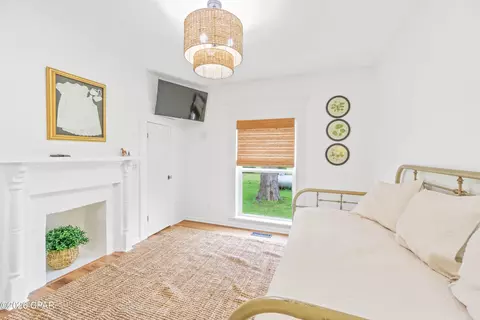 Bedroom - 5349 10th St, Malone, FL 32445 photo 1 of 5
