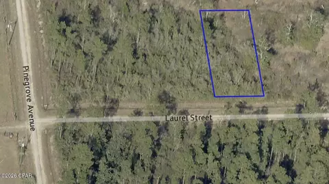 11709 Laurel St, Fountain, FL 32438