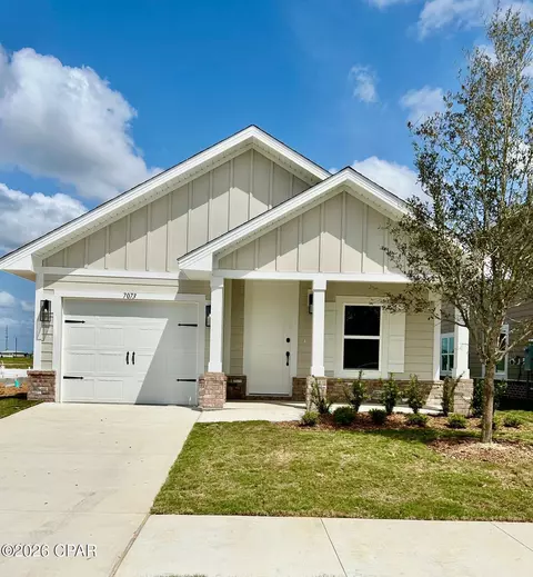 7073 Traditions Dr, Panama City, FL 32404