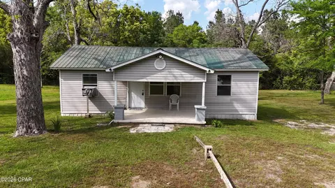 402 Hatcher Dr, Bonifay, FL 32425