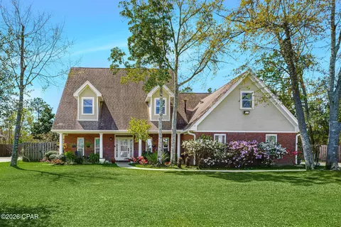 205 Judy Cir, Lynn Haven, FL 32444