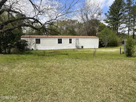3678 Lilly Ln, Marianna, FL 32446