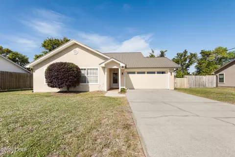 2919 Marron Dr, Panama City, FL 32405