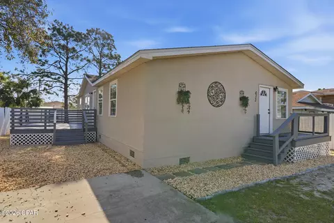 613 Gardenia St, Panama City Beach, FL 32407