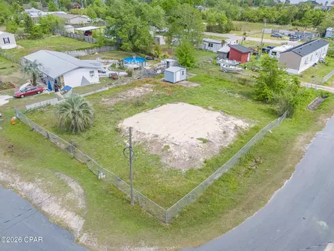 7402 Teakwood Ct, Panama City, FL 32409