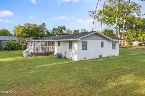 Exterior - 872 1st St, Chipley, FL 32428 photo 4 of 8